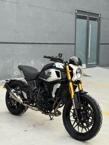 Motocicleta Deportiva <span class=keywords><strong>CFMOTO</strong></span> <span class=keywords><strong>700CL</strong></span>-<span class=keywords><strong>X</strong></span> Sport de 693cc, Bicilíndrica, Refrigerada por Agua, Estilo Neo Retro - Product Image 1