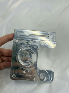 โรงงานผลิตตามมาตรฐาน ISO9001 รับผลิตชิ้นส่วนอะลูมิเนียมด้วยเครื่อง CNC แบบกำหนดเอง ความแม่นยำสูง บริการงานกัดกลึง CNC 3 4 5 แกน - Product Image 3