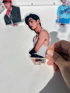 OEM Odm อะคริลิคสแตนดี้ <span class=keywords><strong>BTS</strong></span> แทฮยอง ชุดฟิกเกอร์อะคริลิคตั้งโต๊ะ 6 ชิ้น ของแฟนคลับอาร์มี่ - Product Image 6