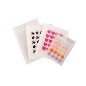 Customized Hydrocolloid Cartoon Irregular-shaped Acne <strong>Masking</strong> Transparent Colored Star Accessory Acne Patch - Product Image 3
