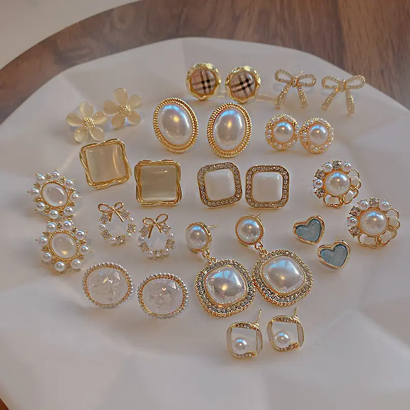 Brincos de pérola vintage com flor de cristal, pingentes de borla, conjunto oval de ouro e diamantes, brincos com clipe de pérola
