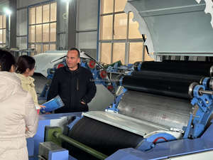 Macchina per cardare in lana di peli di animali lavorata due colori disponibili - Product Image 5