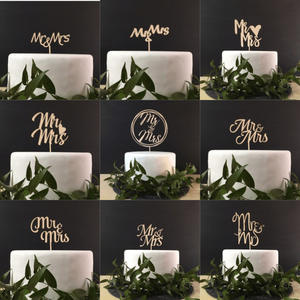 ท็อปเปอร์เค้กแต่งงานแบบคลาสสิก คุณและคุณนาย ทำจากไม้ธรรมชาติ สำหรับตกแต่งเค้กในงานแต่งงานสไตล์เรียบง่าย หรืองานฉลองครบรอบแต่งงาน - Product Image 6