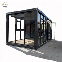 Maison de conteneur modulaire préfabriquée de luxe à double étage, 20 pieds ou 40 pieds, en acier léger respirant, style moderne