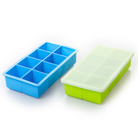 Moule à glace personnalisé en silicone pour 8 grands cubes avec couvercle, couleur et logo personnalisables, écologique, sans BPA