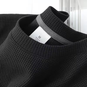 T-shirt à manches longues en jersey 100% coton pour homme, style américain, ample, gaufré, couleur unie, automne, <span class=keywords><strong>jeunesse</strong></span>, 220 grammes, vente en gros - Product Image 2