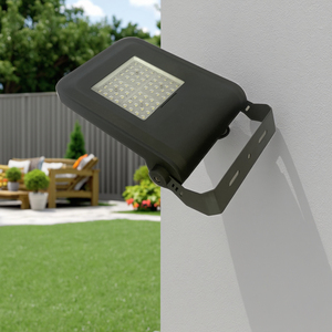 Ngân sách thân thiện ngoài trời dẫn đèn Pha 100 Watts với IP65 đánh giá và bảng điều khiển năng lượng mặt trời cho chiếu sáng ngoài trời - Product Image 1