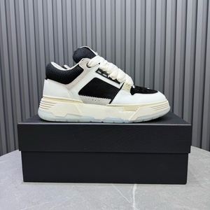 Zapatos Deportivos de Hombre con Empeine Alto de Cuero Repujado, Puntera Perforada, Entresuela y Suela de Goma con Absorción de Impactos Amiris - Product Image 1