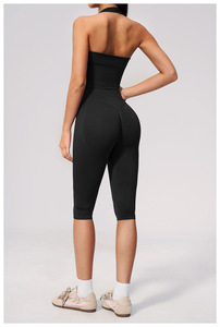 Ensemble de yoga sans couture pour femme : Leggings, shorts sexy, capri, body de fitness, soutien-gorge de sport, débardeur de sport - Product Image 4