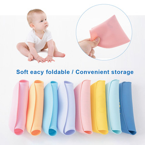 ชุดอาหารสำหรับเด็กทารก อุปกรณ์สำหรับการหย่านมแบบ Baby Led Weaning, ช้อนสำหรับเด็ก จานแบ่งช่อง ผ้ากันเปื้อน แก้วน้ำ แปรงนิ้ว, สำหรับการกินอาหารแข็งขั้นแรก - Product Image 6