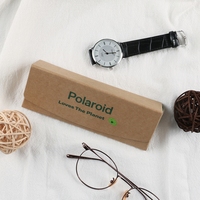 Vente en gros de boîte d'emballage de lunettes en papier avec logo personnalisé étuis à lunettes pliants triangulaires pour hommes et femmes étui à lunettes plié gaufrage
