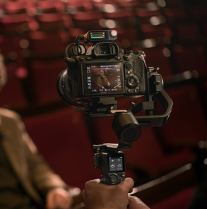Stabilizer Genggam Original <span class=keywords><strong>RS</strong></span> 3 Mini Mendukung A7 + 24-70mm F2.8 GM dengan Algoritma Stabilisasi <span class=keywords><strong>RS</strong></span> Generasi ke-3 - Product Image 1