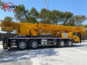 Grue mobile sur camion <span class=keywords><strong>XC</strong></span> MG QY70 KC <span class=keywords><strong>2024</strong></span> de 70 tonnes d'occasion de haute qualité, <span class=keywords><strong>90</strong></span> % neuve, hauteur de levage de 58 m, état de fonctionnement A5 pour la construction - Product Image 5