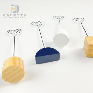 Porte-cartes en bois arqué carré et créatif, porte-photos, porte-blocs en bois personnalisés avec <span class=keywords><strong>pince</strong></span> en fer en forme de cœur pour déco d'affichage de photos - Product Image 2