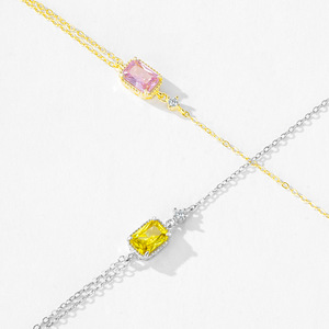 Pulsera de cadena con colgante de diseño geométrico de circonita de color plata de ley S925 como regalo para ella. Versión de cobre personalizable. - Product Image 3