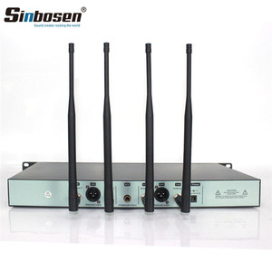 AD-4 Pro Stage Audio FM <span class=keywords><strong>Studio</strong></span> Mikrofon Karaoke Funk mikrofon - Product Image 4