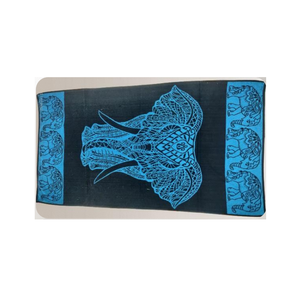 Serviette de plage en jacquard en fil recyclé fabriqué de manière durable, offrant une sensation de douceur, une performance de séchage rapide, des motifs élégants et un tissage durable - Product Image 4