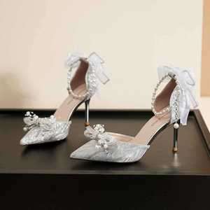 Sandalias de Tacón Alto con Cadena de Perlas Florales, Punta Puntiaguda, Tacón de Aguja, Zapatos de Novia para Mujer con Decoraciones de Lazo - Product Image 1