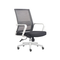 Chaise de bureau ergonomique au design italien moderne en maille verte 360 chaises de salle du personnel pivotantes à hauteur réglable