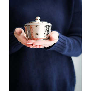 Service à café en porcelaine osseuse Ginori en forme de lac, décoration Vanitas, vaisselle - Product Image 4