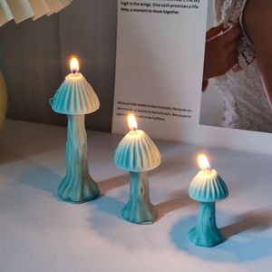 Moule en silicone en forme de champignon pour bougies, idéal pour la décoration intérieure et les bougies parfumées (vente en gros) - Product Image 1