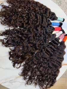 Fornitori all'ingrosso di capelli ricci birmani grezzi, non trattati, naturali, vergini, 100% vietnamiti, cambogiani, grezzi, ricci. - Product Image 1