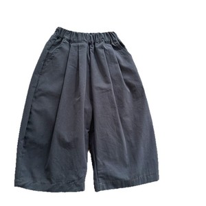 Nuovi Arrivi: <span class=keywords><strong>Pantaloni</strong></span> Coreani a Gamba Larga in Cotone Tinta Unita con Pieghe, Vestibilità Slim, Taglio Corto ed Elastico in Vita <span class=keywords><strong>per</strong></span> Bambine - Product Image 5