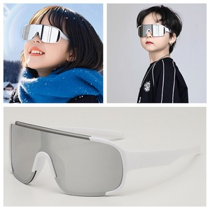 Gafas de Ciclismo para Niños, Montura Completa, Lentes de Policarbonato, Protección UV, Antiviento, Gafas Deportivas para Exteriores - Product Image 3
