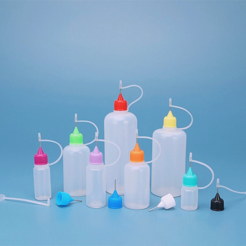 Translucent bottle + colored lid