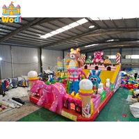Structures gonflables sur le thème des dinosaures Mickey Park pour les aires de jeux