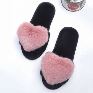 Pantofole da <span class=keywords><strong>Donna</strong></span> Personalizzate con Logo, Calde e alla Moda, Punta Aperta, <span class=keywords><strong>Memory</strong></span> <span class=keywords><strong>Foam</strong></span>, Decorazione a Cuore in Peluche - Product Image 5