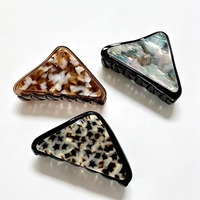 Nouvelles pinces à cheveux triangulaires en acétate à imprimé léopard, style coréen, doux et cool, vente en gros pour femmes