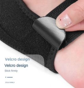 Semelles intérieures en <span class=keywords><strong>silicone</strong></span> augmentant la hauteur avec coussinets de talon en gel soutien de la voûte plantaire coussin de massage des pieds chaussettes confortables et invisibles - Product Image 2