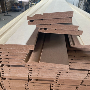 Plinthes en <span class=keywords><strong>bois</strong></span> massif MDF de haute qualité, personnalisables, pour la décoration et l'ingénierie, sortie d'usine - Product Image 1