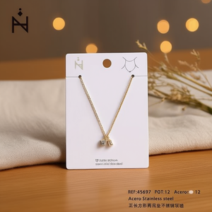 Collana Rettangolare con Due Ciondoli in Acciaio Inossidabile - Product Image 3