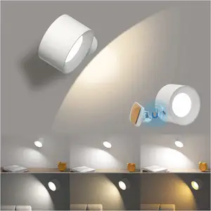 Duvara monte lamba 360 döndür manyetik top aydınlatma pili işletilen 3 renk parlaklık duvar işık dokunmatik kontrol LED duvar aplik