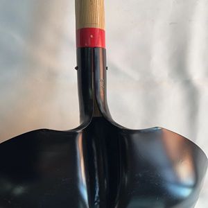 שלג גדול בחוץ גדול עם ידית עץ - Product Image 3