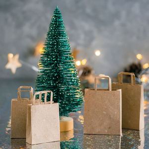Sacs cadeaux de Noël de luxe en kraft avec logo personnalisé pour petites entreprises, emballages pour magasins de détail, chaussures, vêtements, accessoires, promotions - Product Image 2