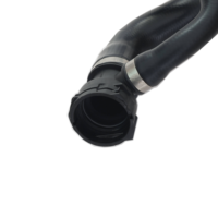 17127593490 Fournisseur direct d'usine de nouveaux tuyaux d'eau en caoutchouc, nouveau tuyau de refroidissement du radiateur du moteur pour BMW X5