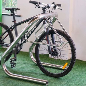 <span class=keywords><strong>Support</strong></span> de vélo mural pour 2 vélos, type vague, <span class=keywords><strong>support</strong></span> de vélo personnalisé, rack de <span class=keywords><strong>rangement</strong></span> commercial pour vélos - Product Image 4