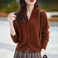 Cardigan élégant 100 % pure laine pour femme, col en V, couleur unie, manches longues, tricot ample, pull en laine, vêtement d'extérieur pour l'hiver