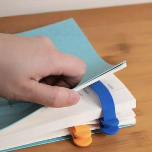 Auto-Page-Follow Silicone <b>Bookmark</b> Flexible Non-Slip Cartoon Pattern Multi-Functional Reading Tracker for Students Book Lovers - Product Image 4