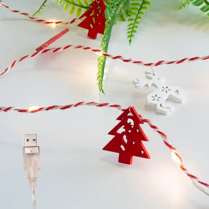 Alambre de cobre plateado para decoración navideña, cadena de reno con luces Led, venta al por mayor