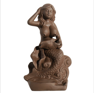 Regali di vendita calda bruciatore di incenso a riflusso a cascata in ceramica a forma di sirenetta - Product Image 5