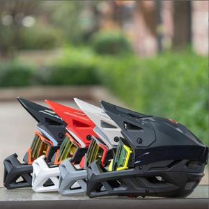 Nuevo Casco de Ciclismo de Montaña PBRabbit para Hombre y Mujer, para Descenso/Todoterreno, Casco Integral de una Pieza con Gafas, Carcasa de ABS/PC y Espuma - Product Image 5