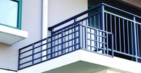 Rampe en aluminium sur mesure moderne |   Rampe d'escalier de balcon en acier galvanisé et alliage d'aluminium, étanche et résistante à la rouille pour villa