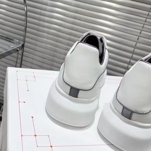 Chaussures décontractées à lacets en cuir véritable Alexander de haute qualité pour femmes, chaussures de sport antidérapantes pour hommes - Product Image 4