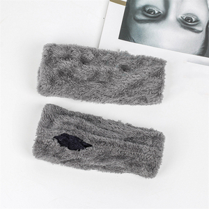 Vente en ligne de gants d'hiver à demi-doigts en tricot pour femmes Jacquard pour poignet épais en peluche de nouvelle mode - Product Image 5