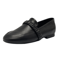 Chaussures décontractées plates pour femmes, dessus en peau de mouton, boucle coulissante, antidérapantes et légères.