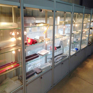 <span class=keywords><strong>PVC</strong></span> UPVC personnalisé <span class=keywords><strong>profilé</strong></span> <span class=keywords><strong>en</strong></span> plastique rigide <span class=keywords><strong>en</strong></span> forme de <span class=keywords><strong>U</strong></span> dans l'extrusion - Product Image 3